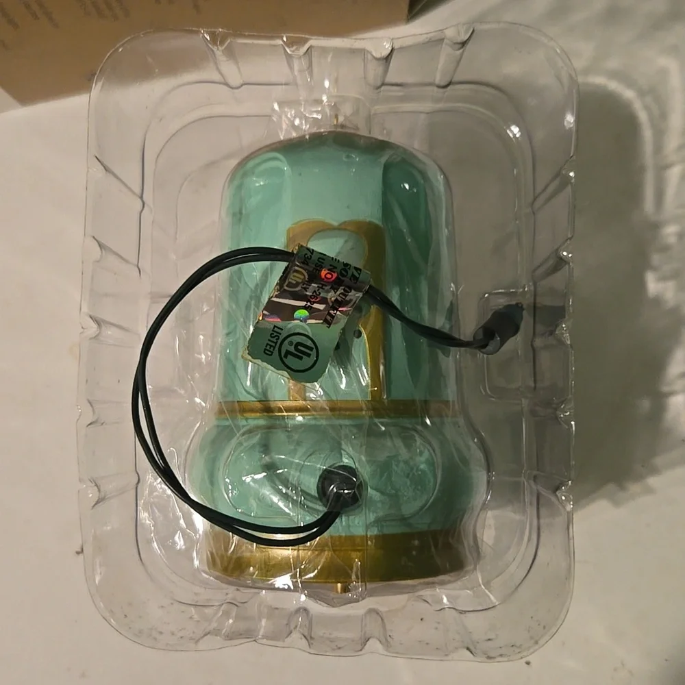 New Hallmart, Wizard of Oz, singing christmas ornament - Picture 9 of 10